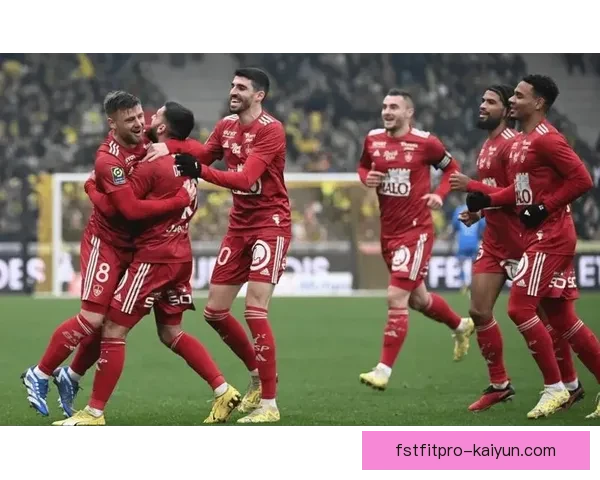 摩纳哥足球队加强防守体系，打造全新战术壁垒迎来实力提升